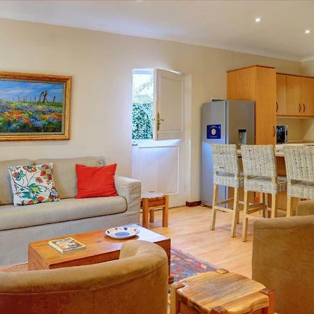 Apartmán No.8 On Wright Street George Exteriér fotografie